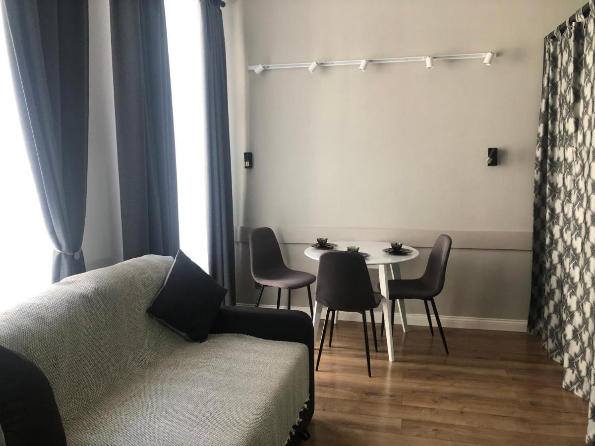 City Centre Silver Apartment Odesa Exterior photo